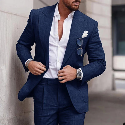 Novio moderno: traje de boda de lino