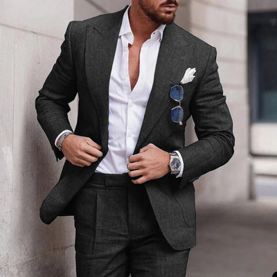 Novio moderno: traje de boda de lino