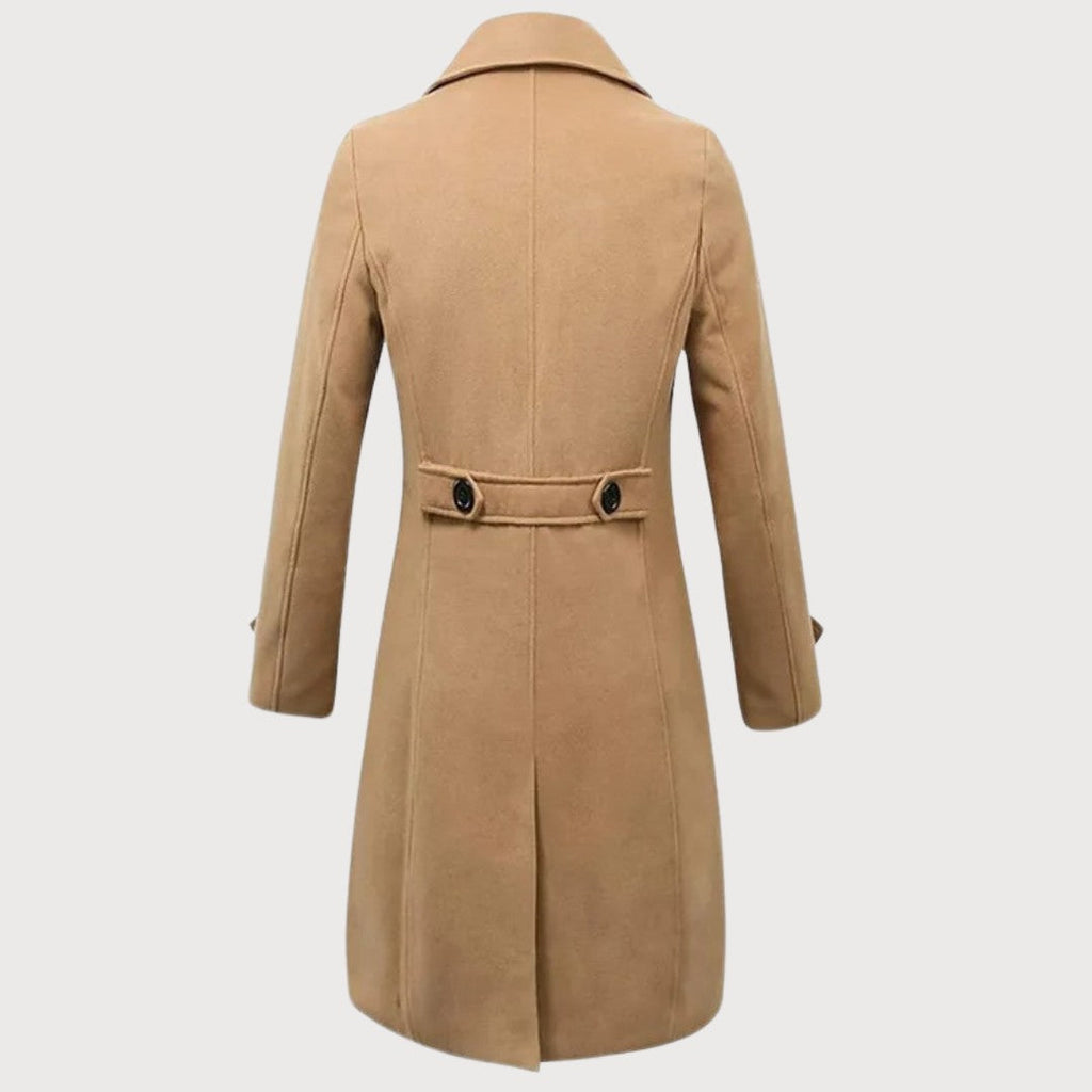 Manteau long en laine beige pour femme, élégant et chaud, avec ceinture arrière et boutons décoratifs, idéal pour l'hiver et la mode urbaine.