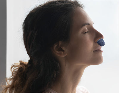Mikro CPAP přístroj pro spánkovou apnoe - Přenosný protichrápací přístroj bez masky, světle zelený a tichý