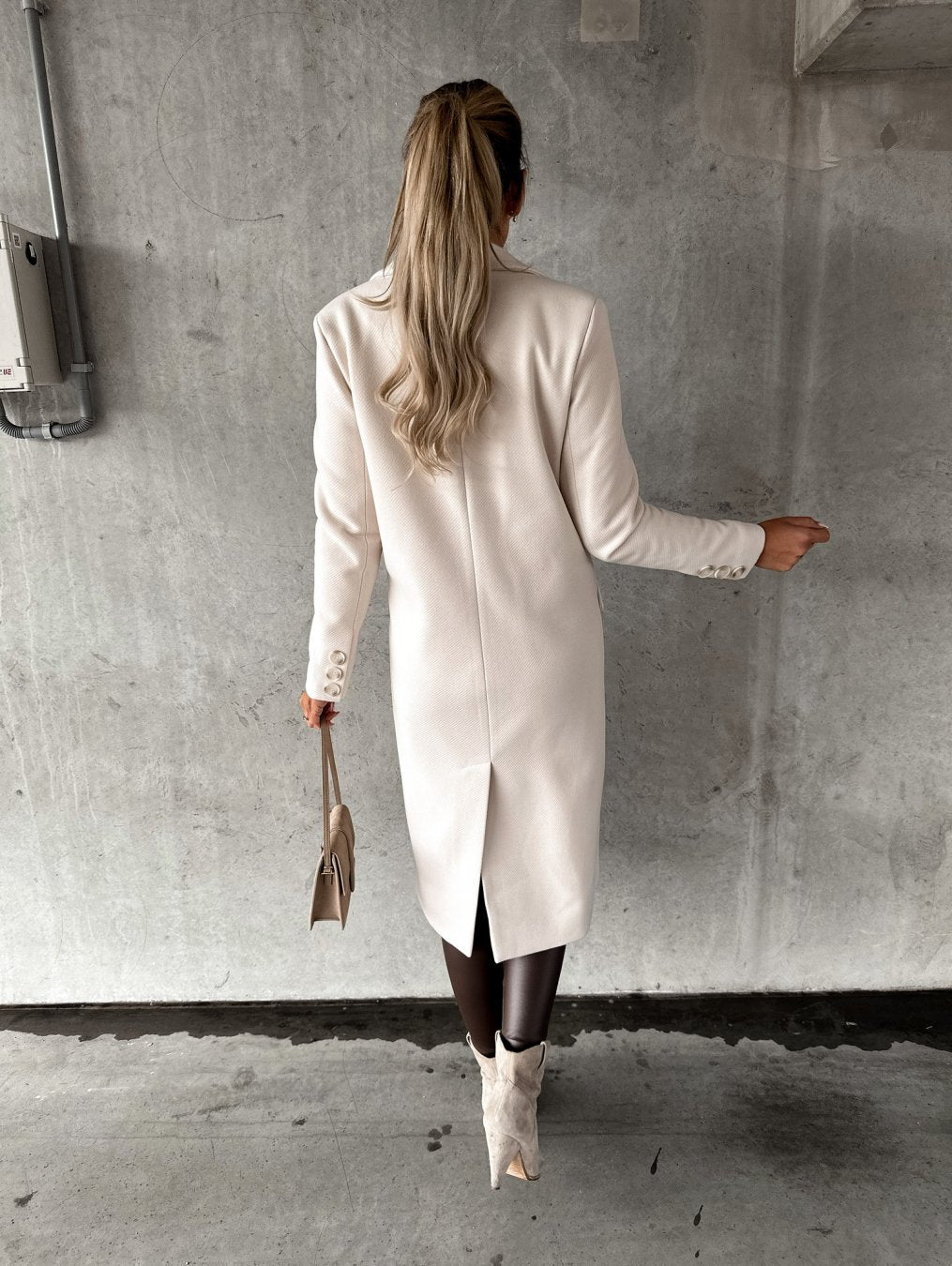 Marina | Dlhý a elegantný kabát pre ženy s elegantným strihom