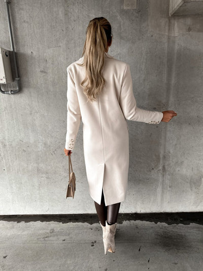 Marina | Dlhý a elegantný kabát pre ženy s elegantným strihom
