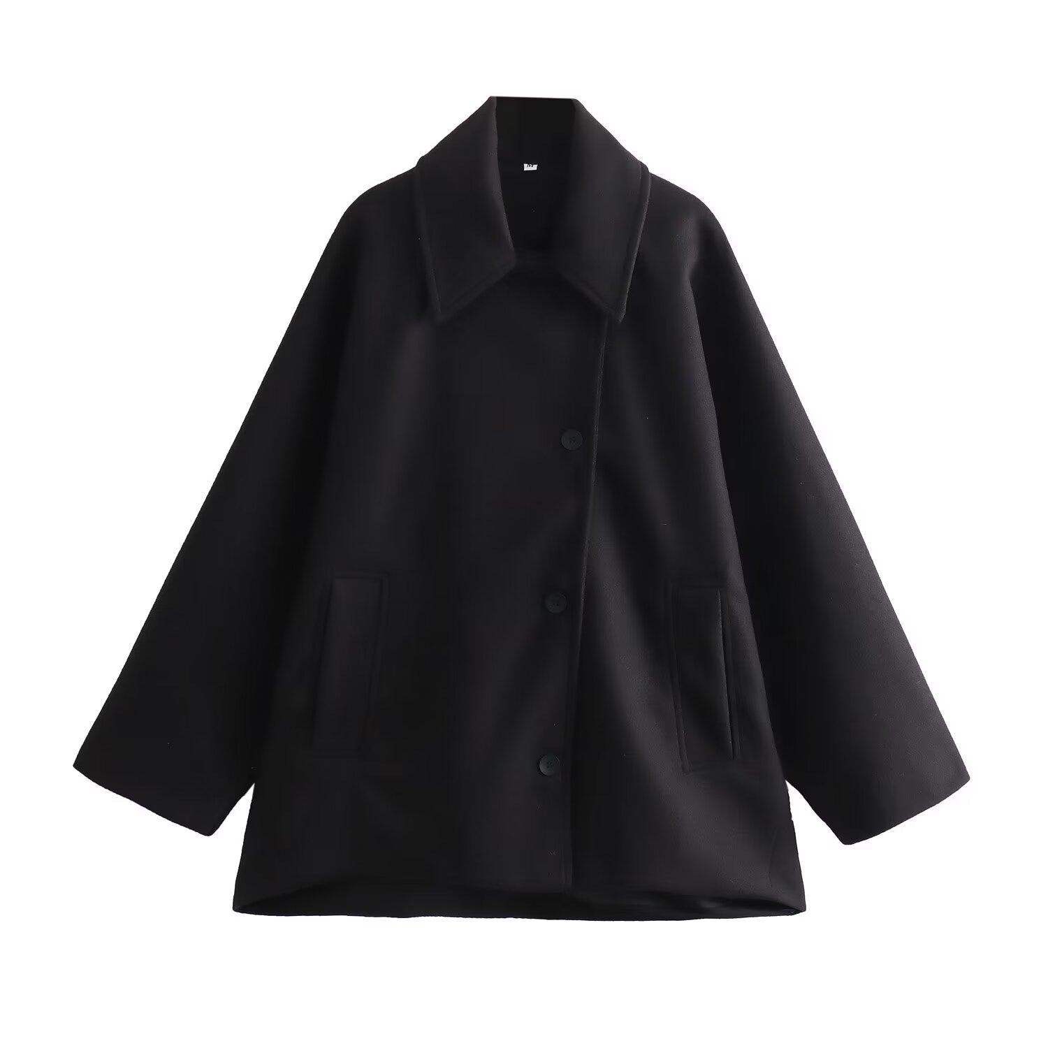Manteau noir élégant pour femme, coupe ample, col classique, poches latérales, idéal pour l'hiver et la mode urbaine.