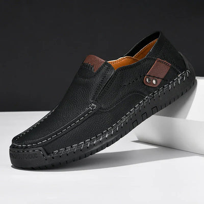 Chaussures en cuir avec semelles antidérapantes