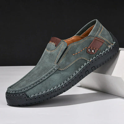 Chaussures en cuir avec semelles antidérapantes