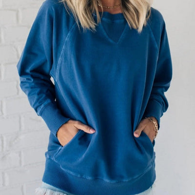 Ribbed knit sweater with side pockets for women