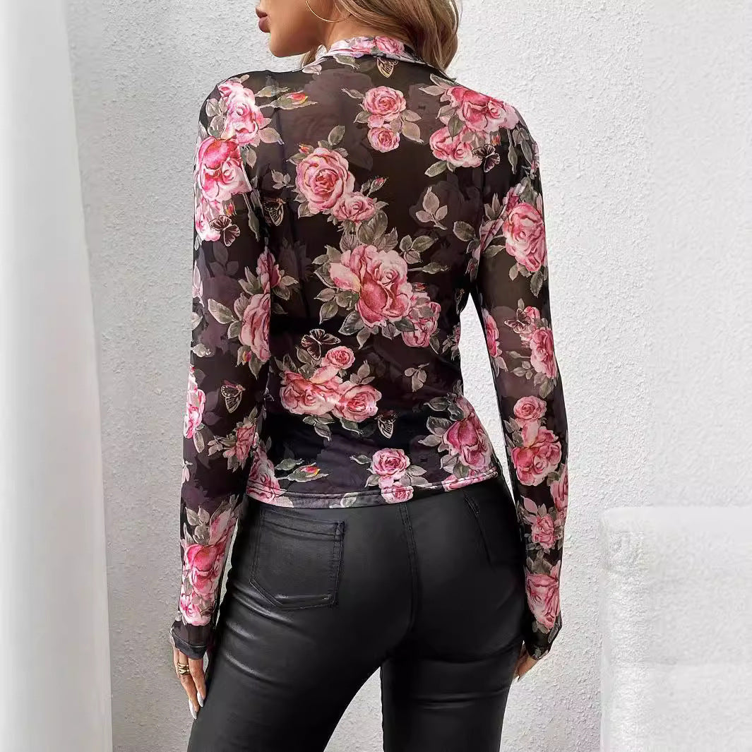 Top in rete con motivo floreale - Collo alto e vestibilità slim
