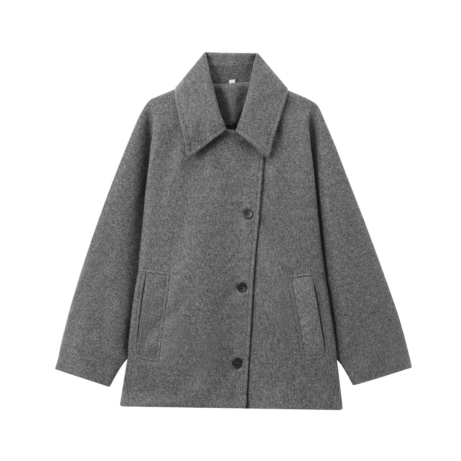Manteau gris en laine pour homme, style classique avec col large et boutons noirs, poches latérales. Vêtement d'hiver élégant et chaud.