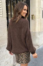 Oversized striktrøje til kvinder med rund hals og ballonærmer