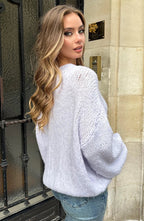 Oversized striktrøje til kvinder med rund hals og ballonærmer