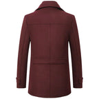Manteau homme en laine bordeaux, coupe élégante, col rabattu, style automne-hiver, mode masculine, vêtement chaud et tendance.
