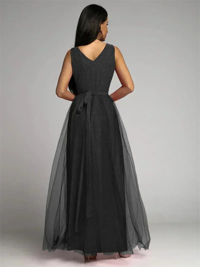 Elisa | Vestido de noche con detalles de malla y abertura alta