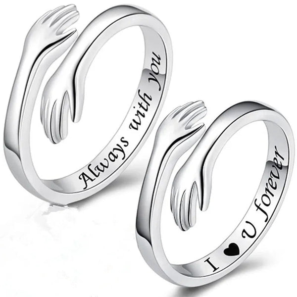 Bagues en argent avec design de bras enlacés, gravées "Always with you" et "I ♥ U forever". Bijoux romantiques, cadeau d'amour.