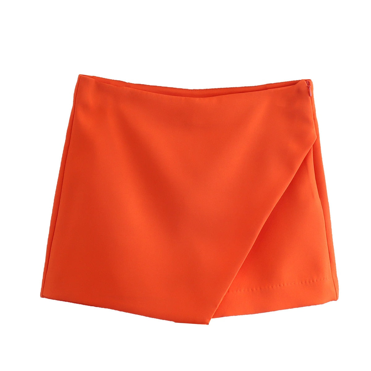 Jupe portefeuille orange vif, design moderne et élégant, tissu lisse, idéale pour la mode féminine, tenue estivale tendance.