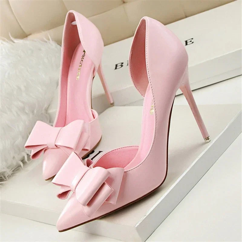 INGE | Zapatos de salón elegantes con lazo y punta puntiaguda