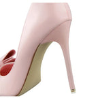 Escarpin rose à talon aiguille, design élégant et moderne, idéal pour mode féminine, chaussures tendance, style chic et sophistiqué.