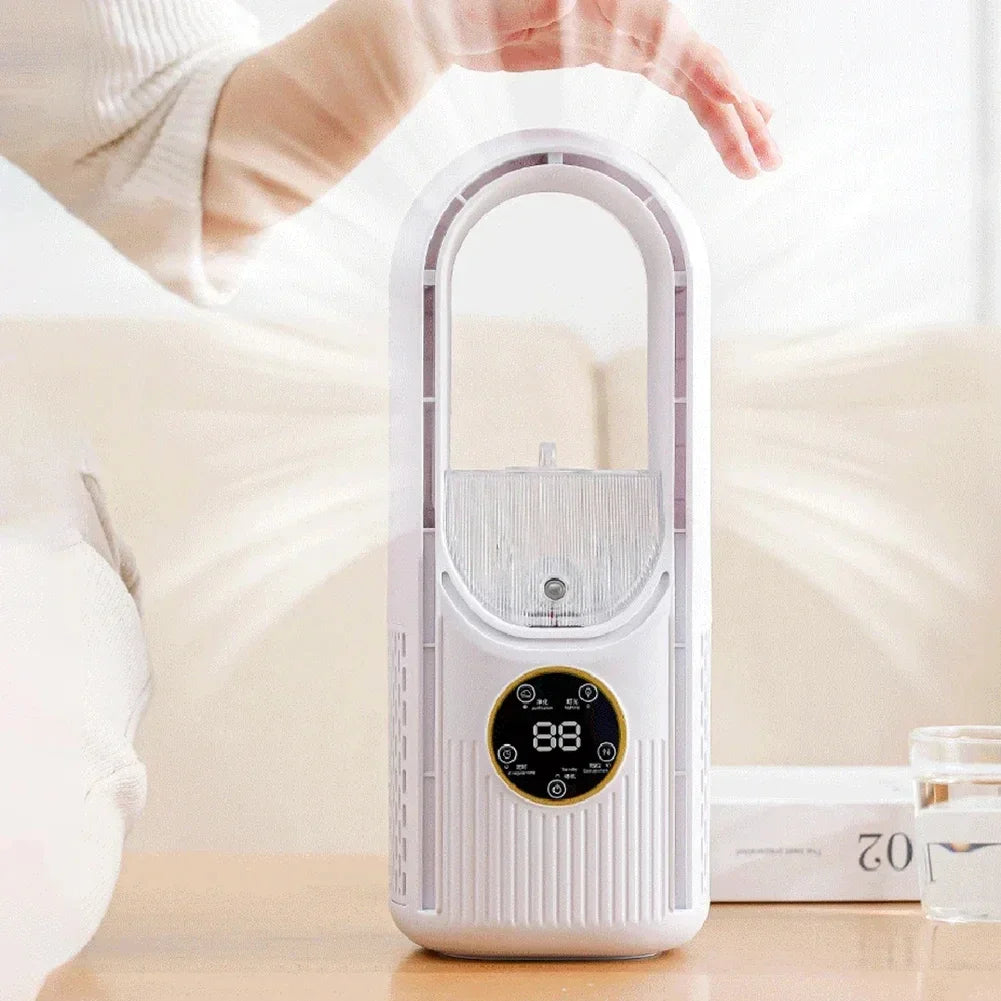 Ventilateur sans pales blanc sur une table, affichage numérique, design moderne, main ajustant la vitesse, intérieur lumineux, technologie innovante.