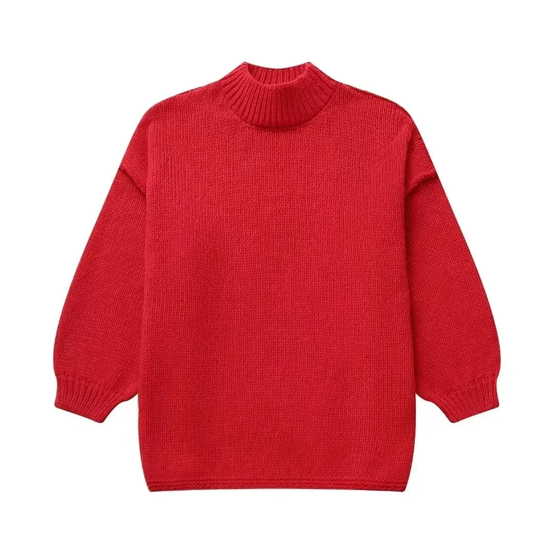 Pull rouge en laine, col montant, manches longues. Mode hiver, vêtement chaud, style décontracté. Idéal pour femme, tendance automne-hiver.