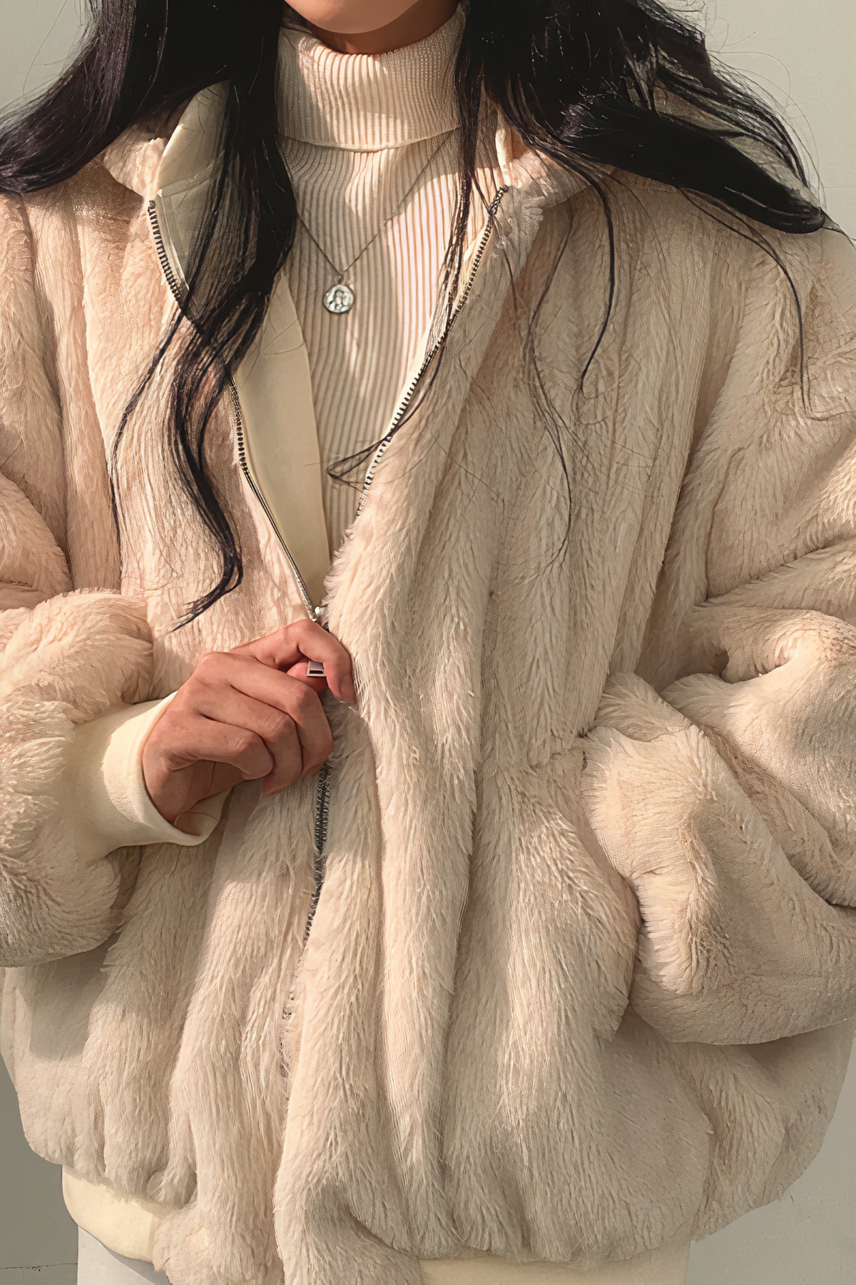 Vesper - Abrigo de invierno de cachemira con capucha