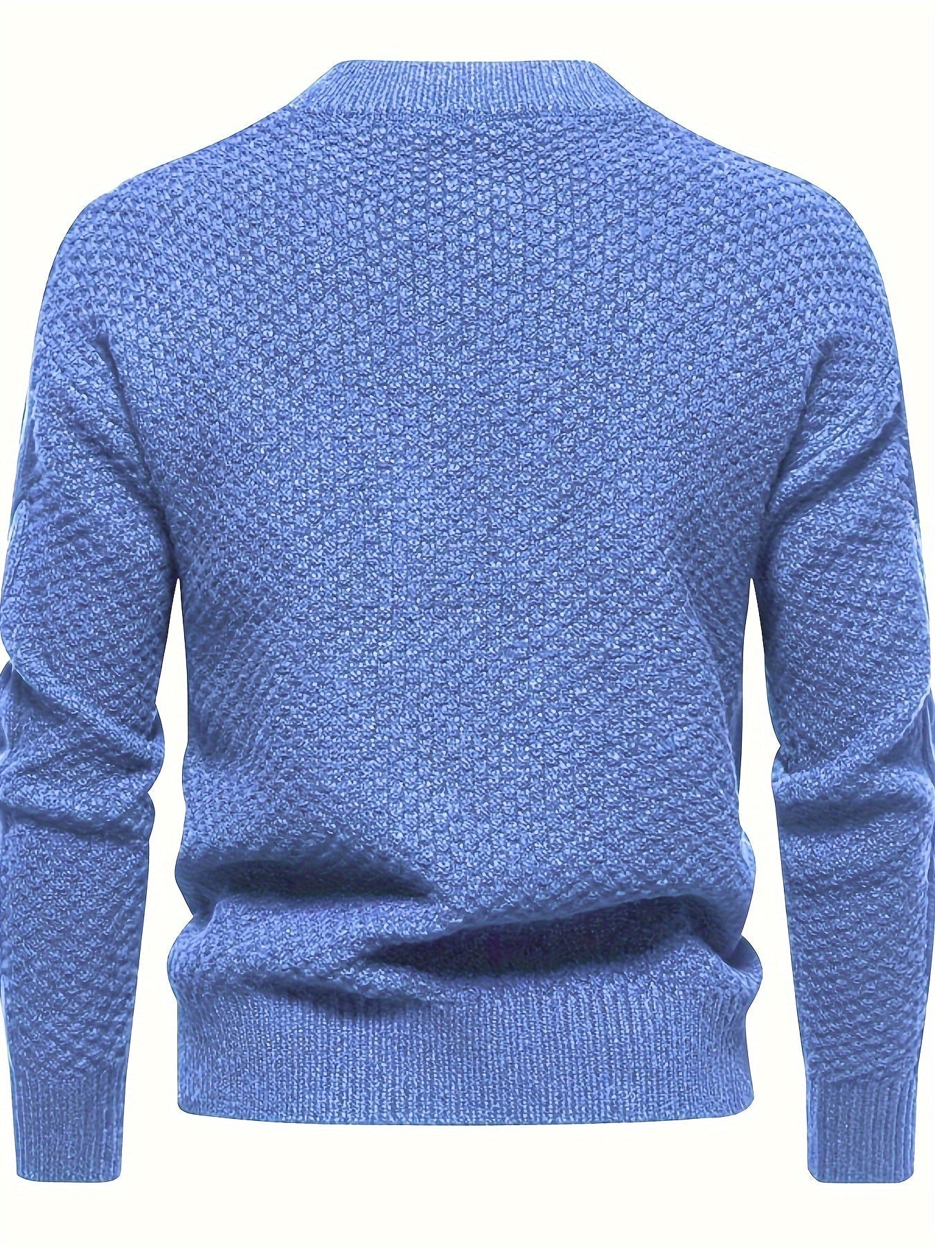 Pull bleu en maille texturée pour homme, manches longues, col rond. Mode automne-hiver, style décontracté et élégant.
