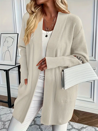 Round neck knit sweater with relaxed fit for women