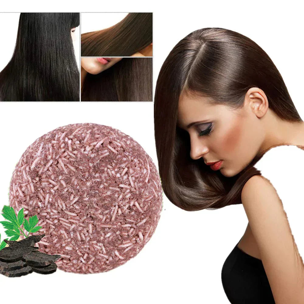 Shampoing solide rose pour cheveux lisses, femme aux cheveux bruns brillants, ingrédients naturels, soins capillaires écologiques.