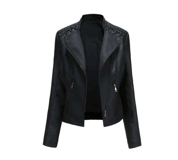 Veste en cuir noir pour femme, style motard, avec fermeture éclair asymétrique et détails cloutés sur les épaules. Mode tendance et élégante.