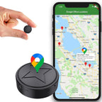 Main image d'un traceur GPS compact avec carte Google Maps affichée sur smartphone, idéal pour localisation en temps réel et suivi d'objets.