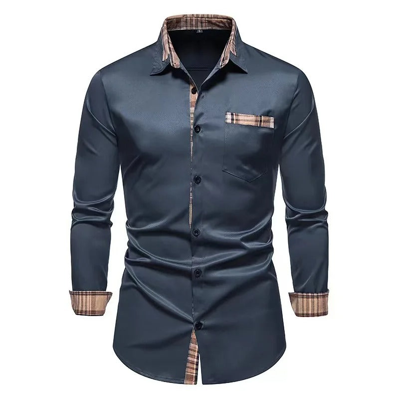 Chemise homme élégante bleu marine, manches longues, détails carreaux marron, col classique, poche poitrine, style moderne et chic.