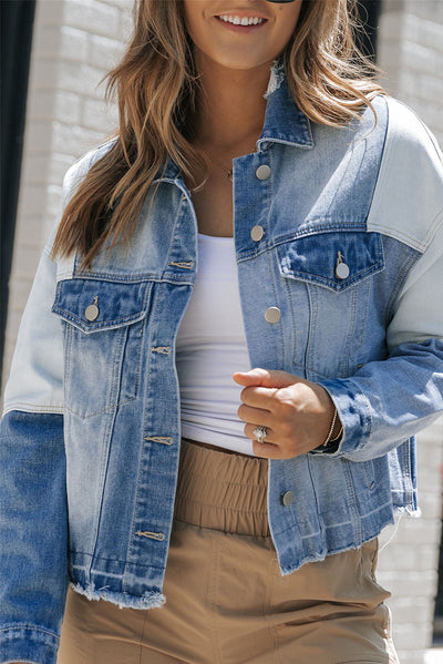 Veste en denim élégante avec patchwork et ourlet effiloché - Femmes