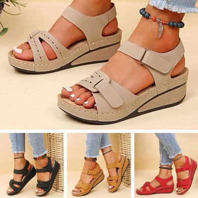 Sandalias ortopédicas cómodas para mujer.