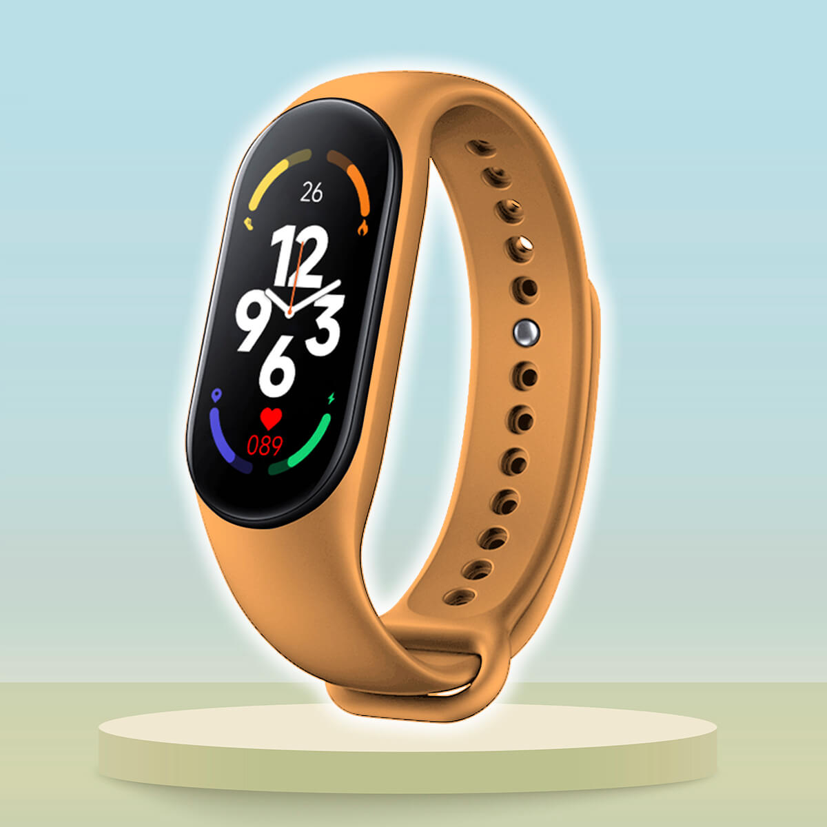 Bracelet connecté orange avec écran tactile affichant l'heure et le rythme cardiaque, posé sur un socle. Accessoire fitness moderne et élégant.