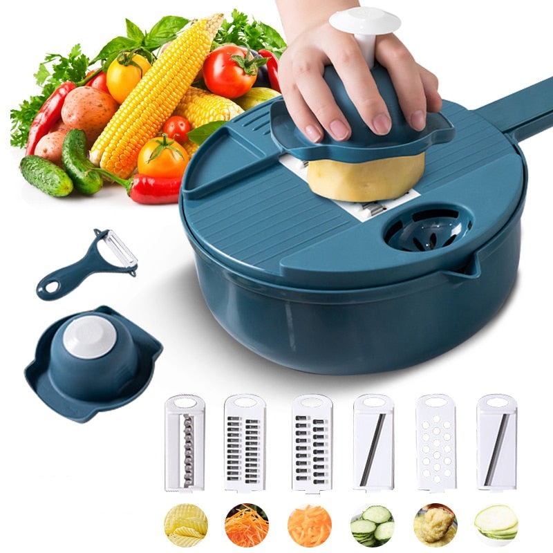 Couteau multifonction bleu avec accessoires, légumes frais en arrière-plan. Idéal pour trancher, râper, éplucher. Ustensile de cuisine pratique.