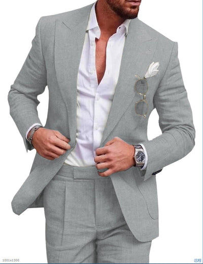 Novio moderno: traje de boda de lino