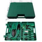 Coffret d'outils de jardinage vert avec pelle, sécateur, râteau et pulvérisateur. Dimensions: 37x26,5x7 cm. Kit complet pour jardinage efficace.