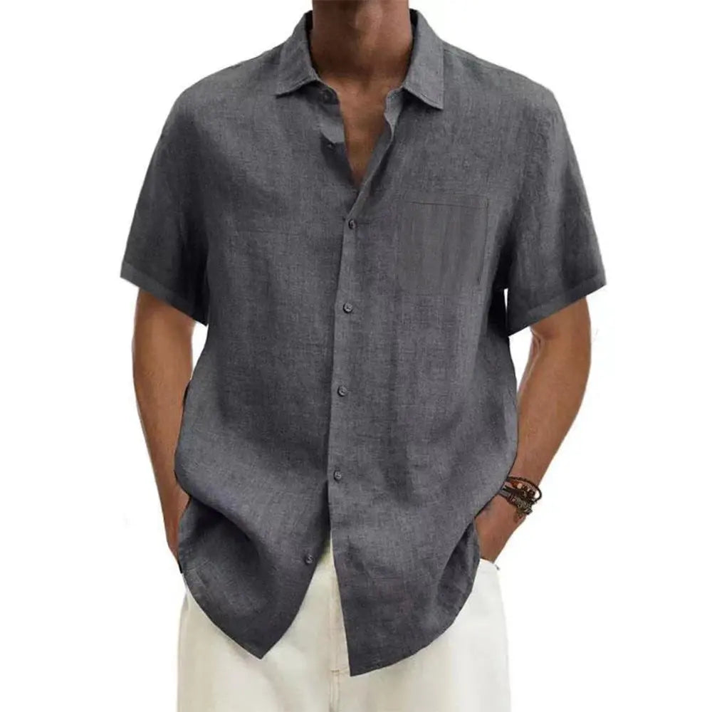 Chemise en lin gris pour homme, manches courtes, col classique, boutons, style décontracté, idéale pour l'été, mode masculine élégante.
