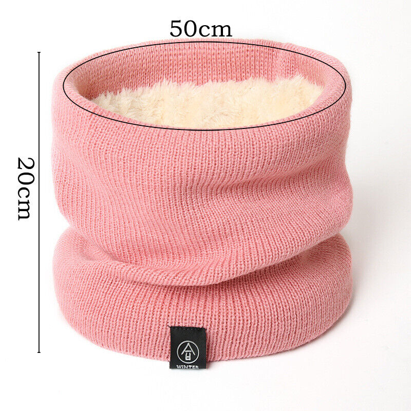 Écharpe tube rose en tricot, doublée de fourrure synthétique, dimensions 50x20 cm, idéale pour l'hiver. Accessoire chaud et tendance.