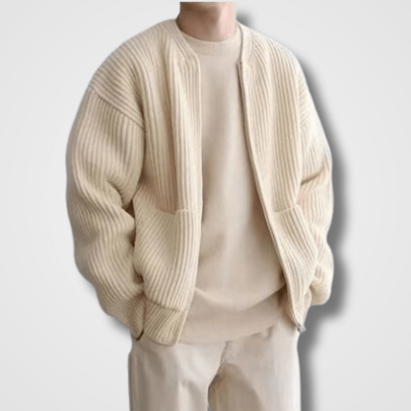 Veste en laine beige pour homme, style décontracté, avec poches avant. Mode automne-hiver, tendance et élégante. Idéale pour temps frais.