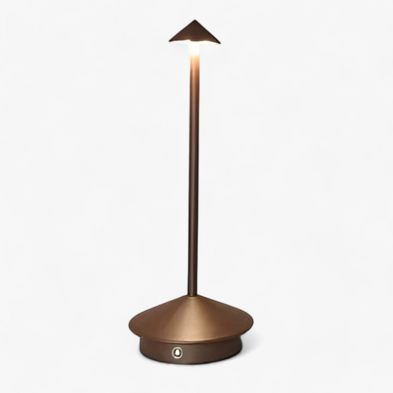Lampe de table moderne en métal bronze, design minimaliste avec abat-jour conique, éclairage LED intégré, idéale pour décoration intérieure contemporaine.