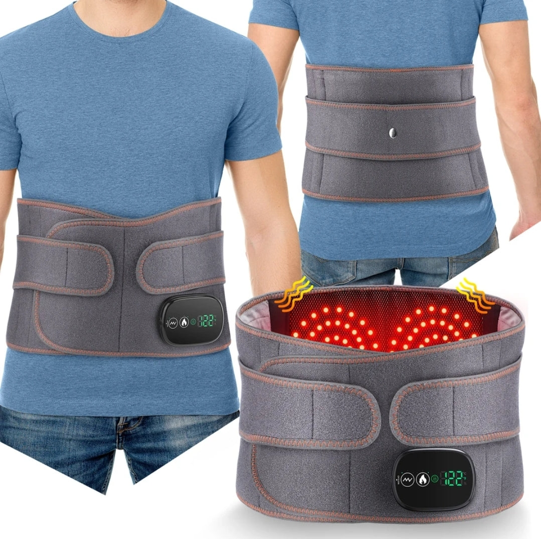 Ceinture de massage chauffante pour le dos, affichage numérique, thérapie infrarouge, soulagement des douleurs lombaires, ajustable, homme en t-shirt bleu.
