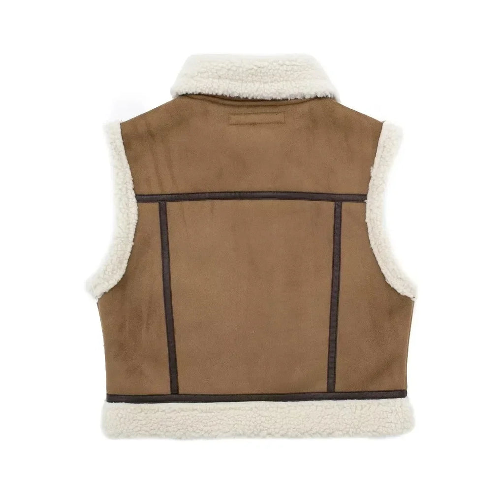 Gilet sans manches en daim marron avec doublure en fausse fourrure blanche, style rétro, mode automne-hiver, vêtement chaud et élégant.