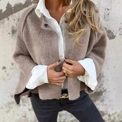 Evelina | Women's mid-length jacket with elegant short cut and cashmere touch