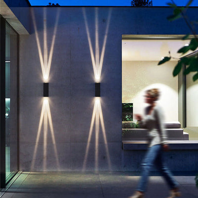 Applique murale moderne LED noire pour l'extérieur