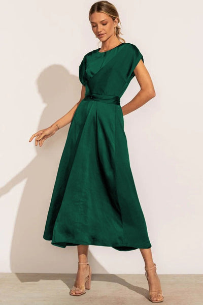 Felino | Precioso y elegante vestido de noche midi
